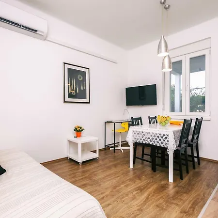 Poljud Apartman